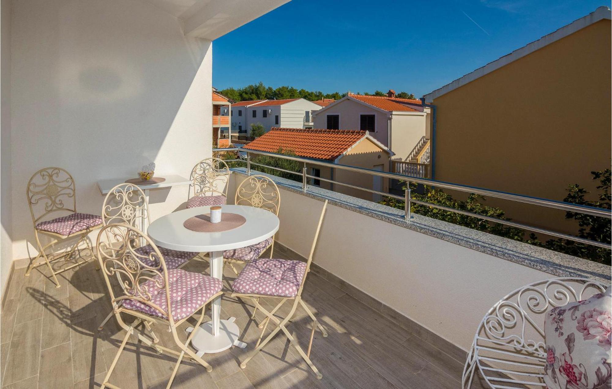Nice Apartment In Vrsi-Mulo With Wifi ภายนอก รูปภาพ