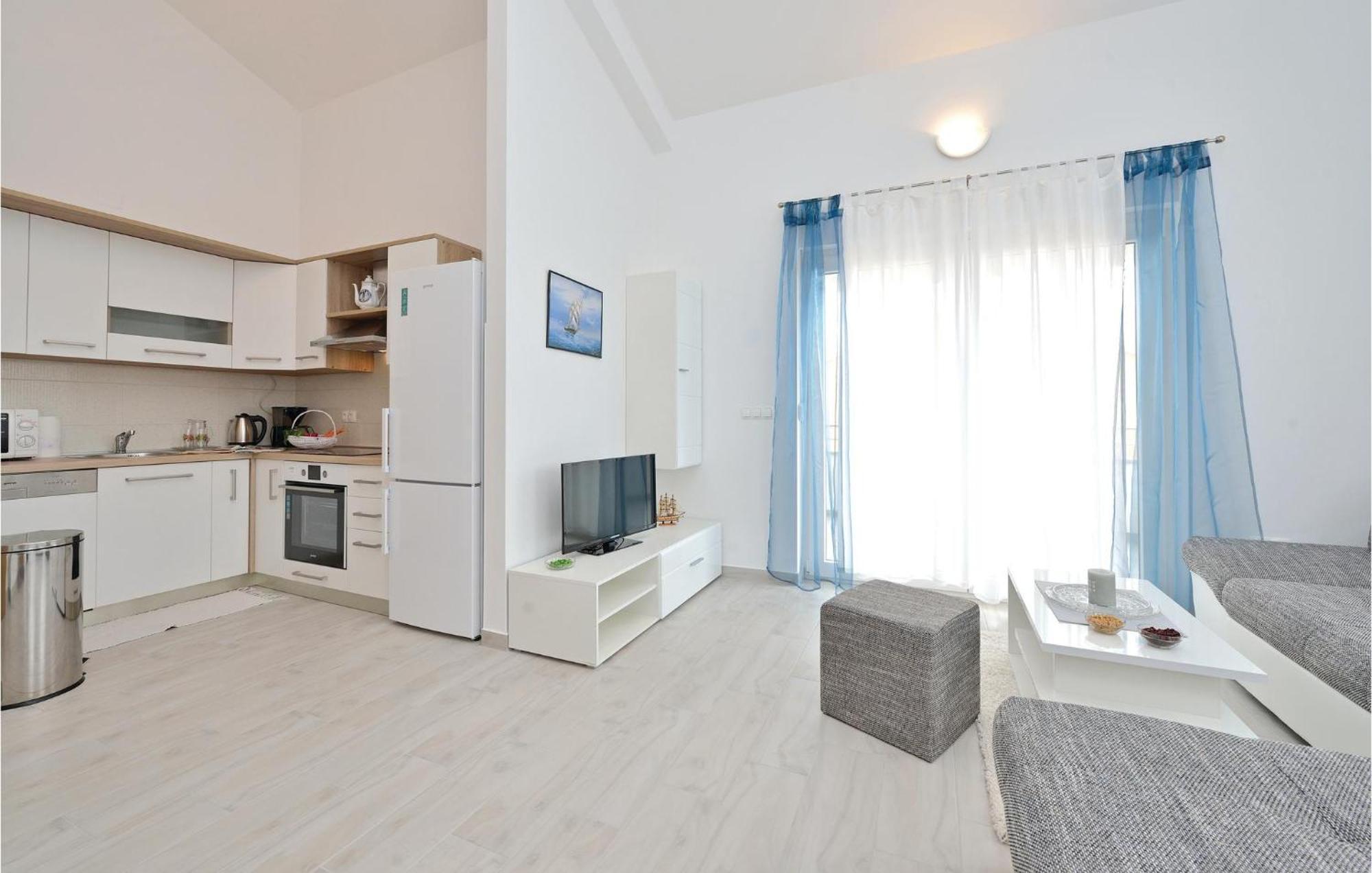 Nice Apartment In Vrsi-Mulo With Wifi ภายนอก รูปภาพ